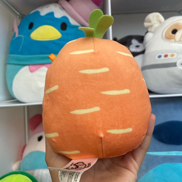 Caroleena the Carrot 6 Inch Squishmallow 🥕 - Picture 3 of 4